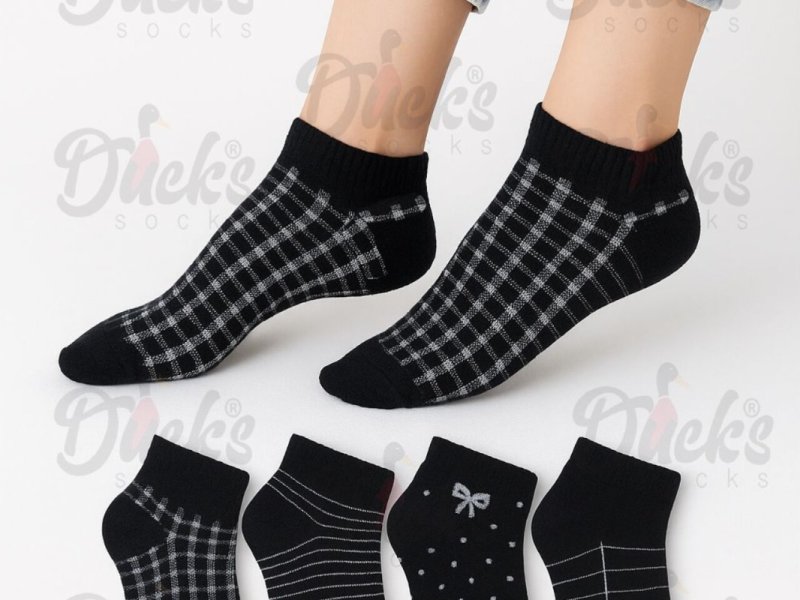 Renkli Desenli Eğlenceli Çoraplar